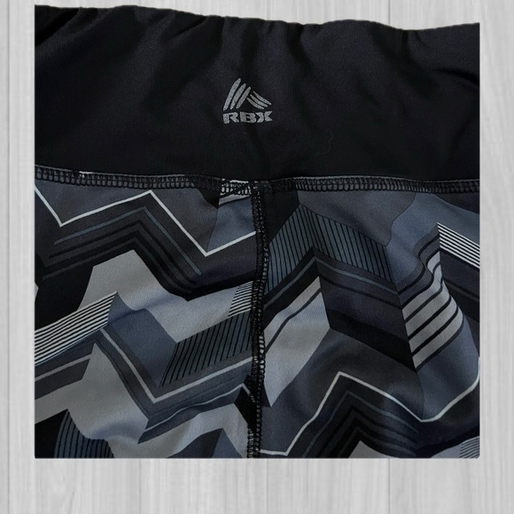 RBX capri leggings - Picture 3 of 4